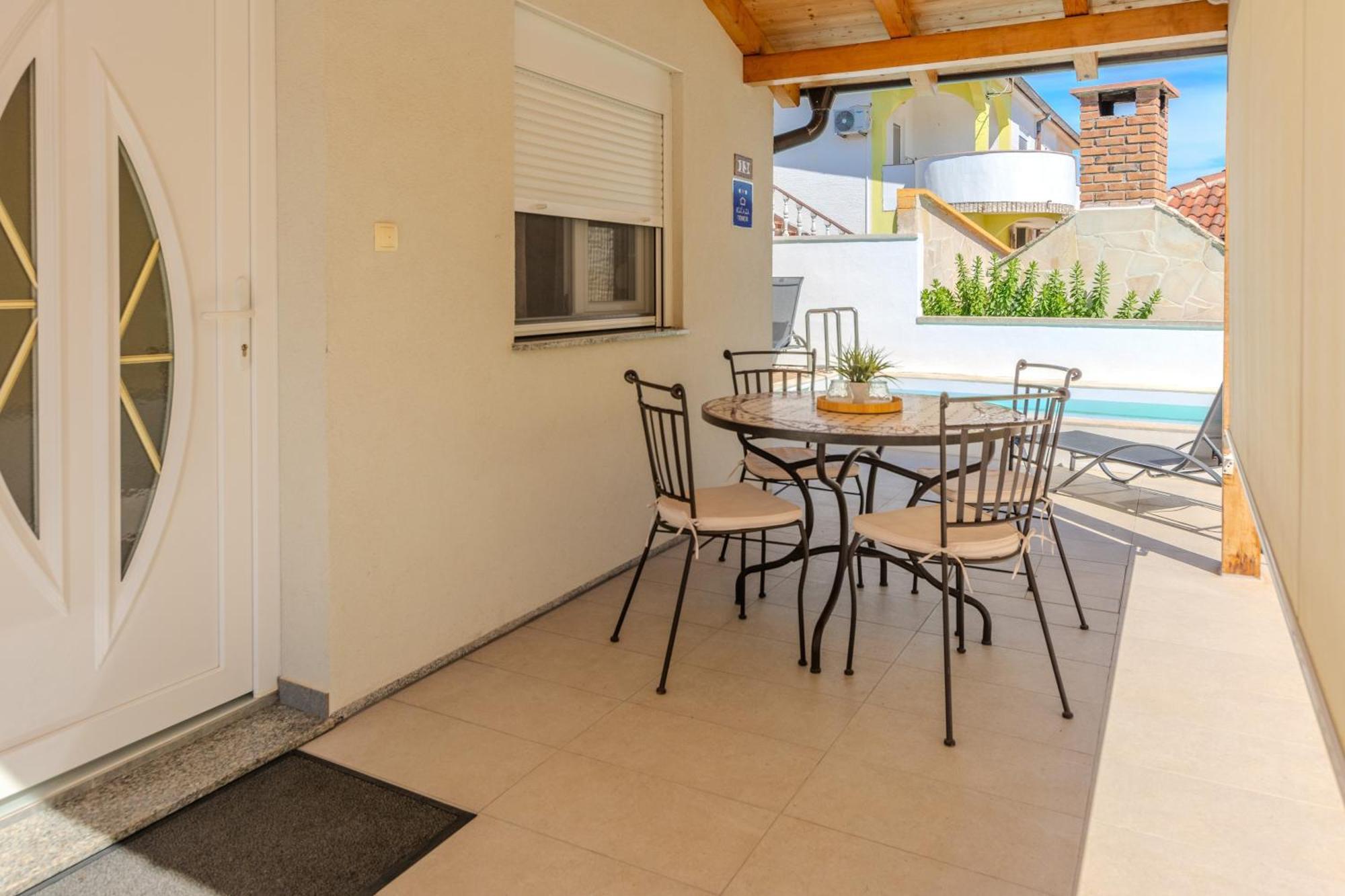 Family Friendly House With A Swimming Pool Privlaka, Zadar - 23516 Βίλα Privlaka  Εξωτερικό φωτογραφία